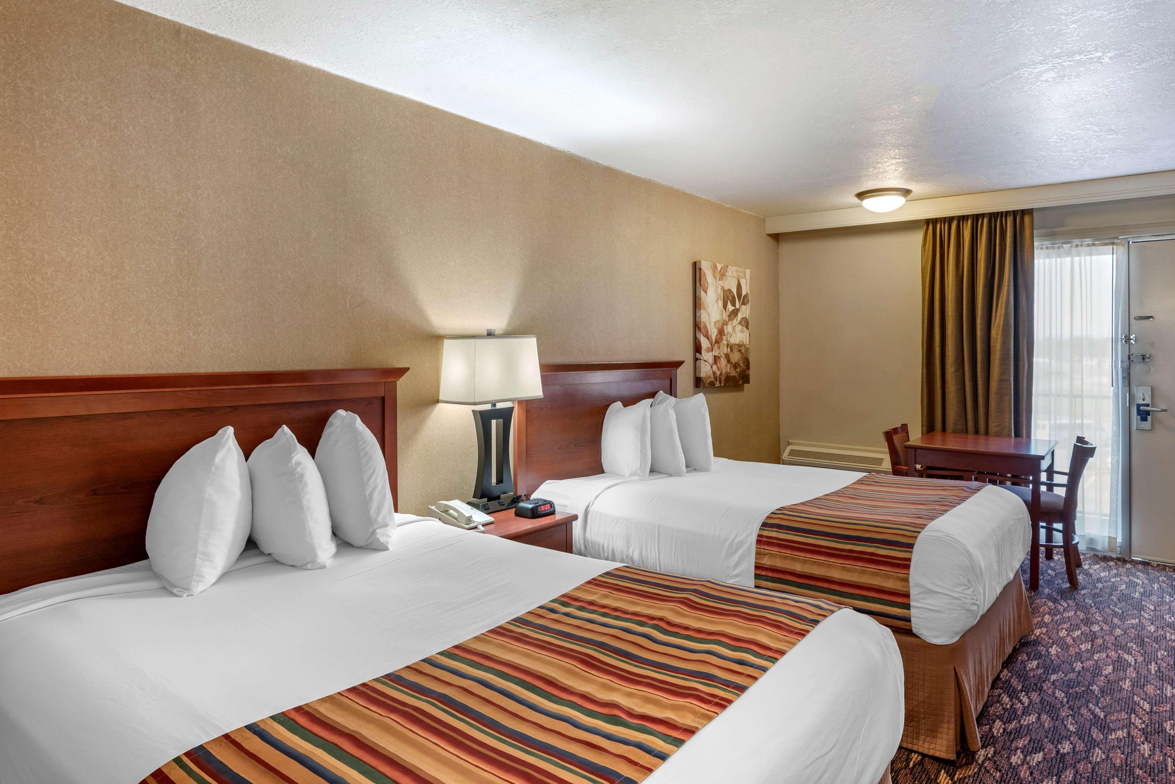 Best Western Sherwood Inn Clarksville Esterno foto
