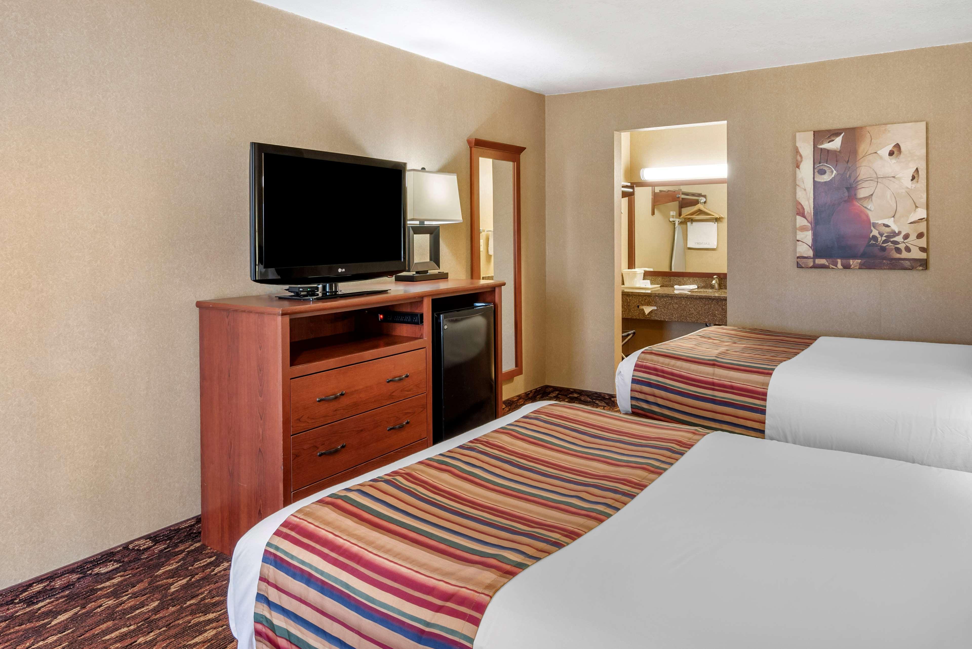 Best Western Sherwood Inn Clarksville Esterno foto