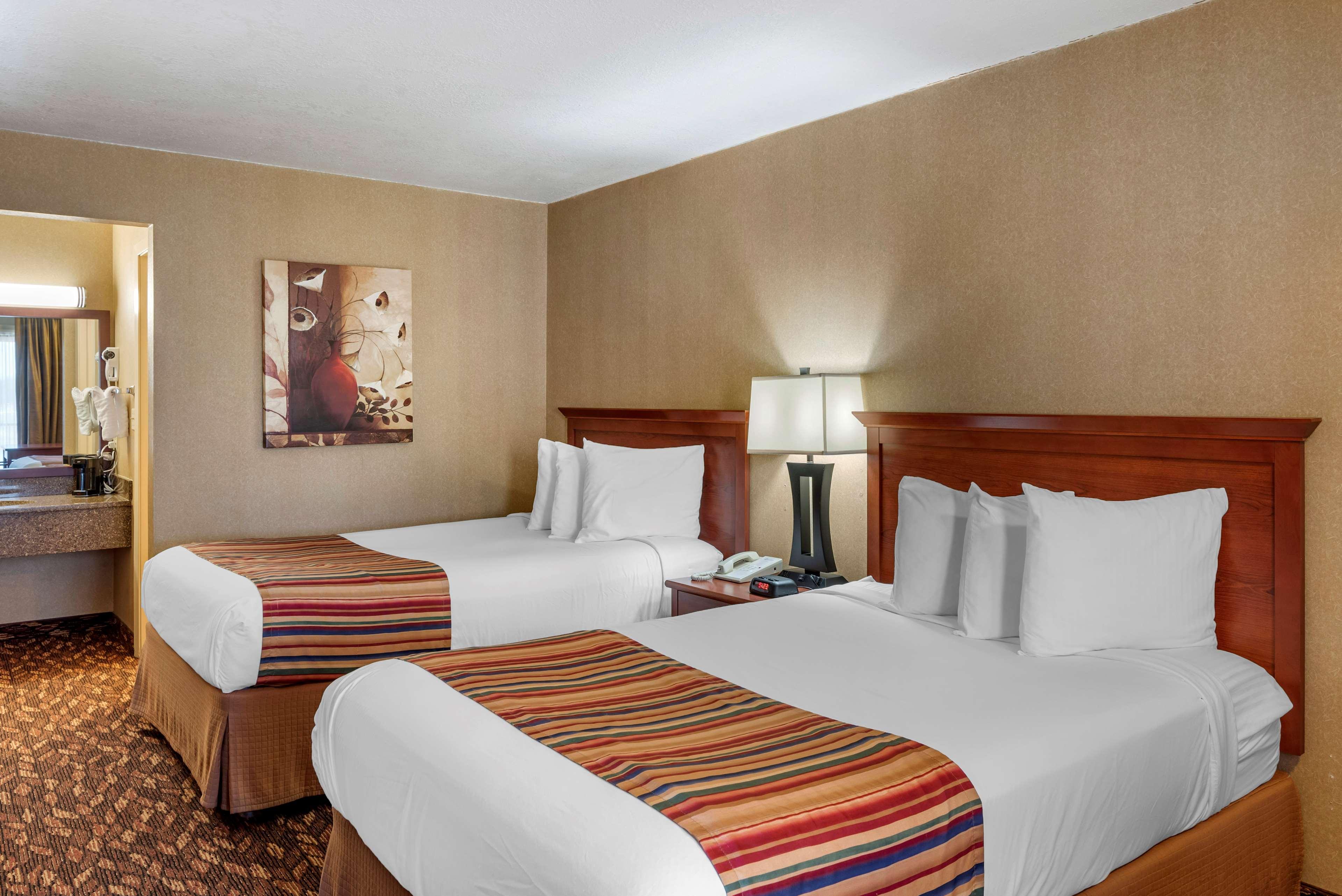 Best Western Sherwood Inn Clarksville Esterno foto