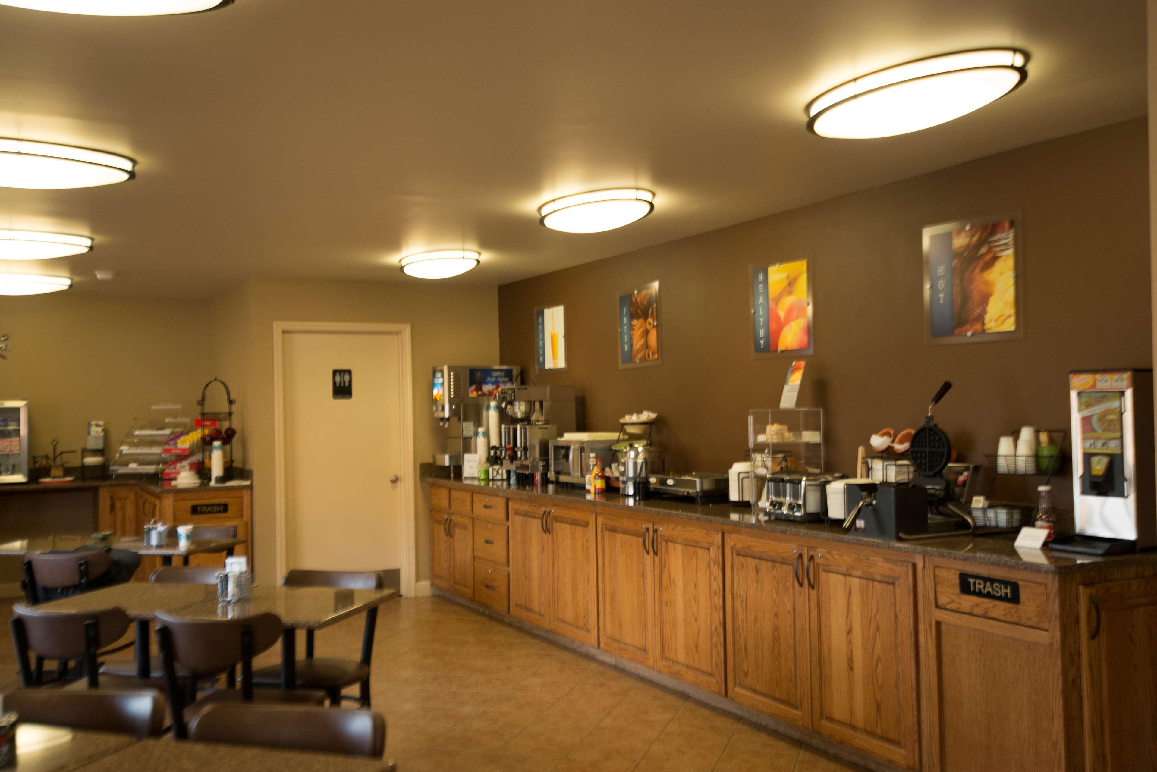 Best Western Sherwood Inn Clarksville Esterno foto