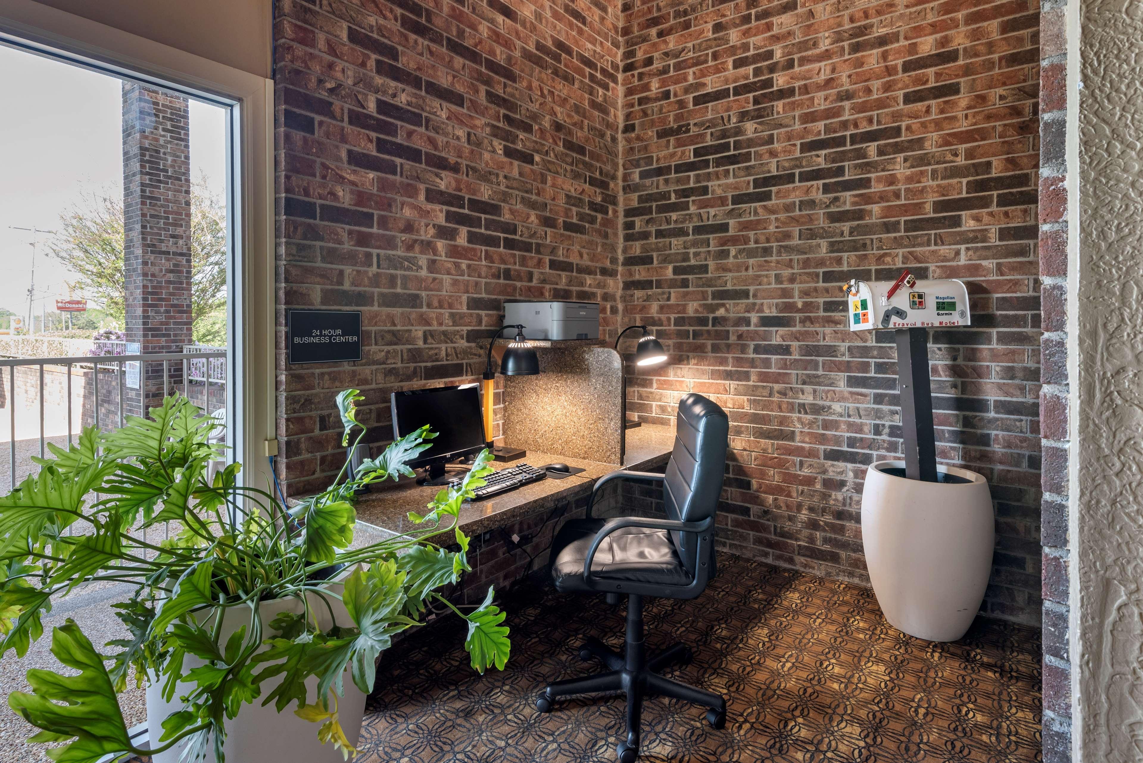 Best Western Sherwood Inn Clarksville Esterno foto