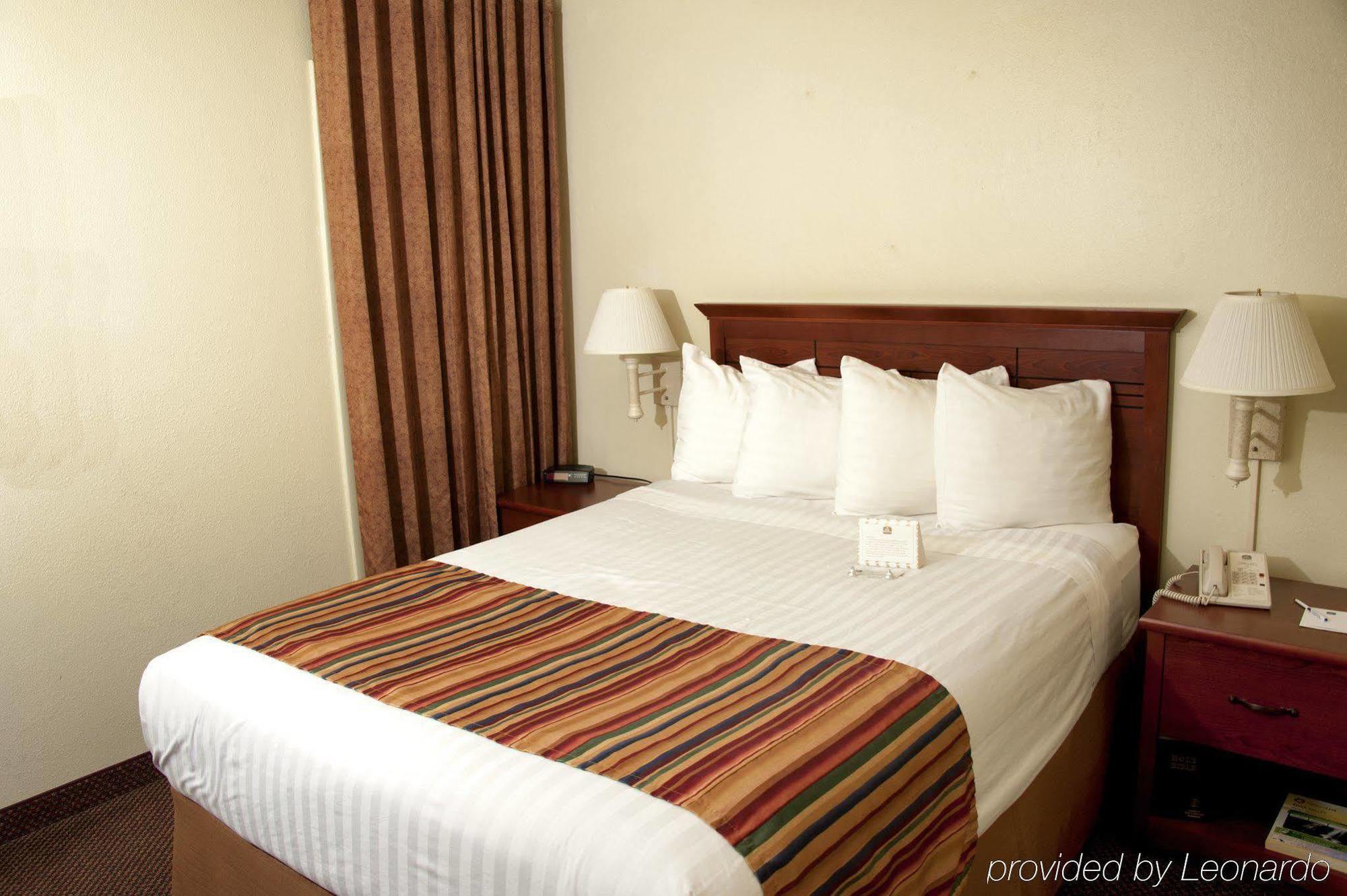 Best Western Sherwood Inn Clarksville Camera foto